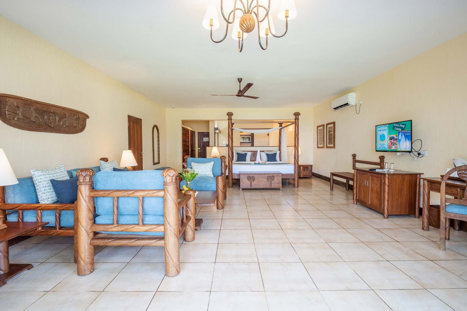 Baobab Beach Resort — safari photo 5