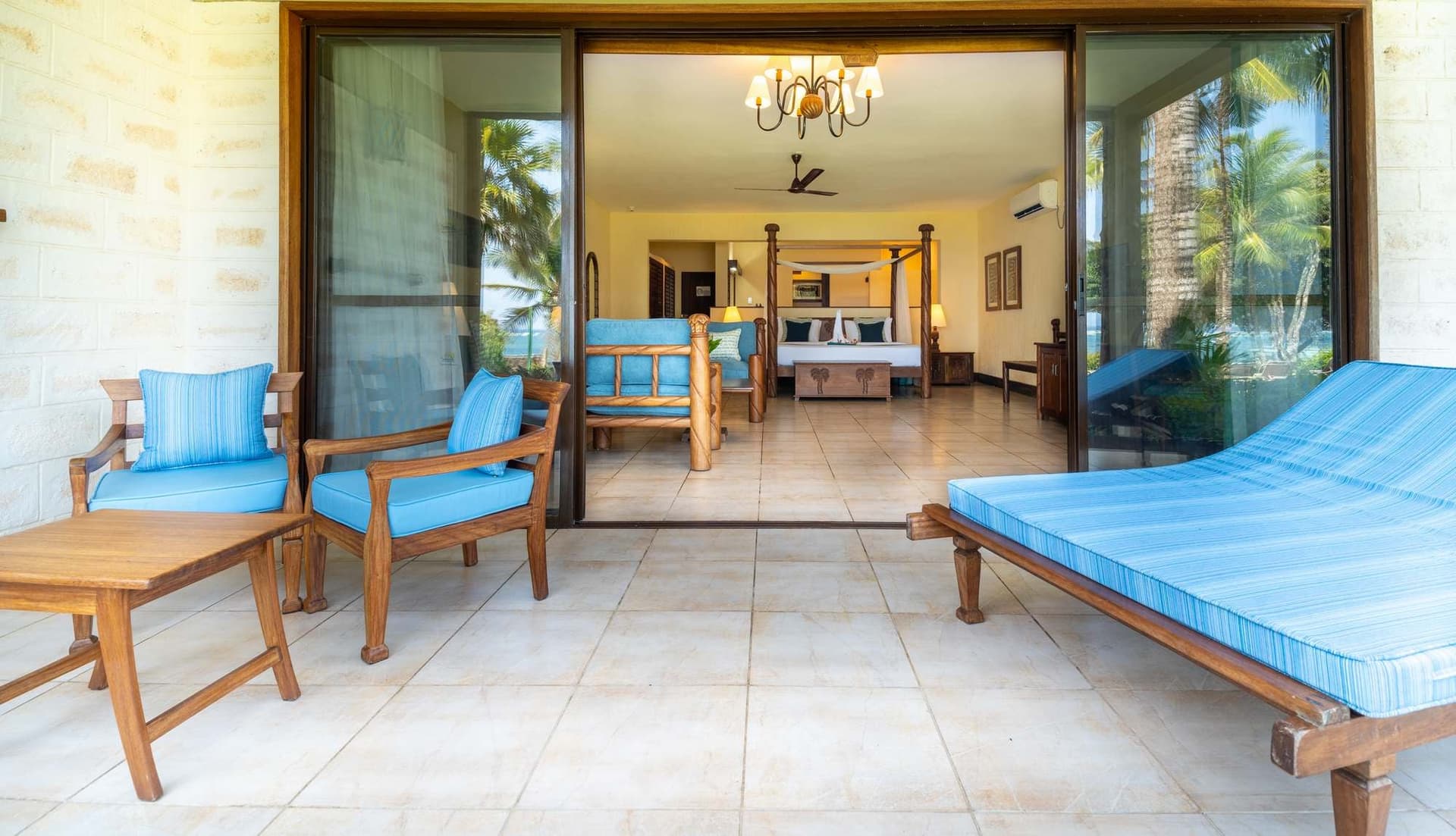 Baobab Beach Resort — safari photo 3