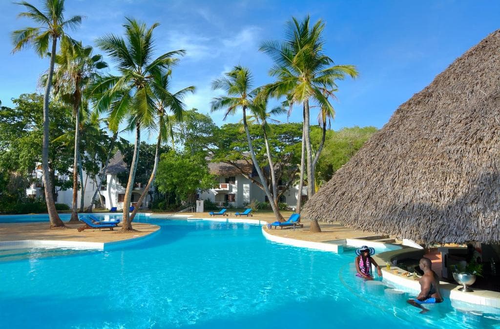 diamond leisure beach resort — safari photo 3