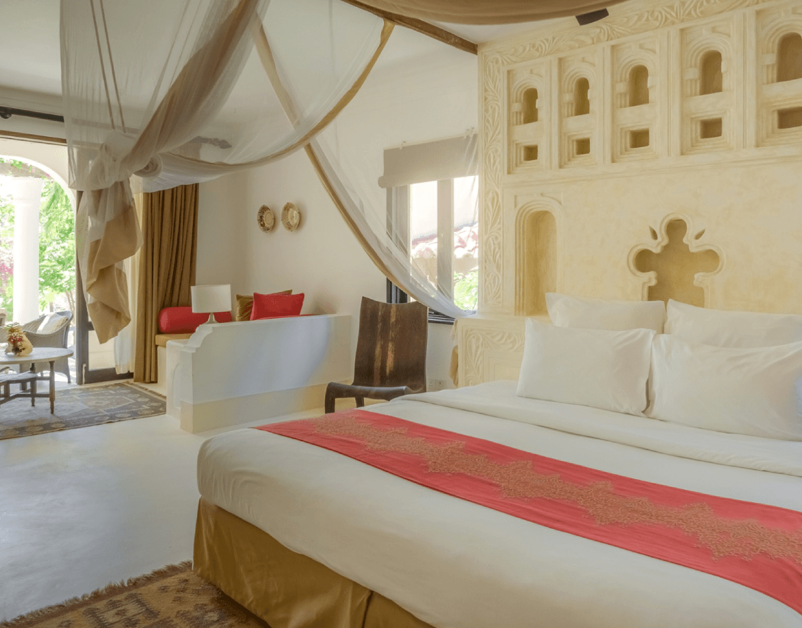 swahili beach resort — safari photo 3