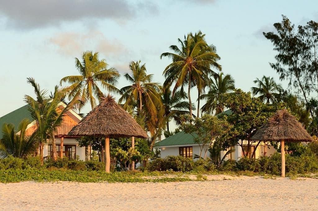 Kisiwa on the Beach-Luxury Villas and Spa — safari photo 5