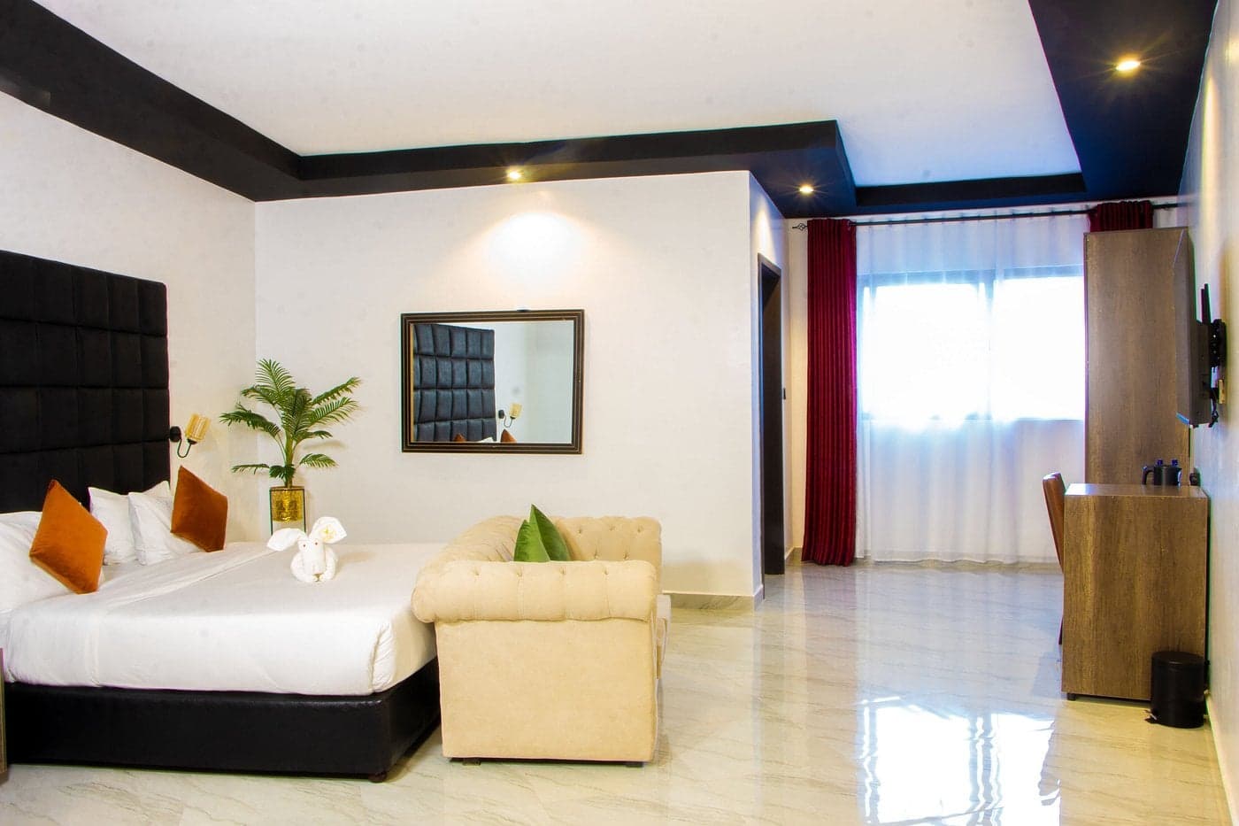 Avian Court Hotel — photo 4